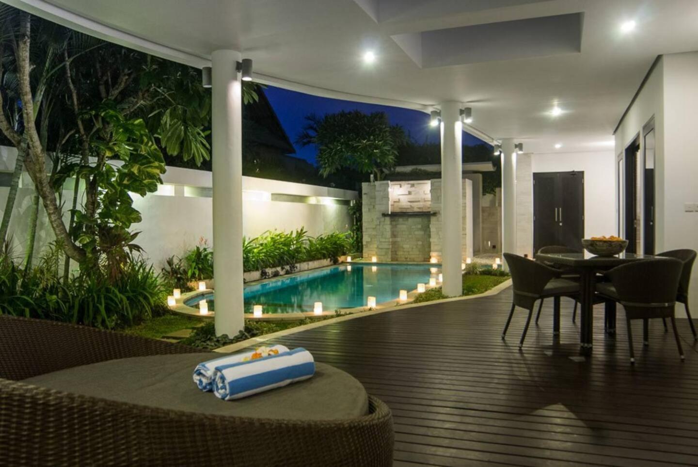 The Residence Seminyak Exterior foto